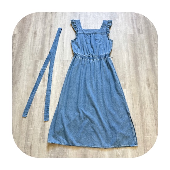 EUC Size S Denim Maxi Dress with Ruffled Cap Sleeves - Picture 8 of 9
